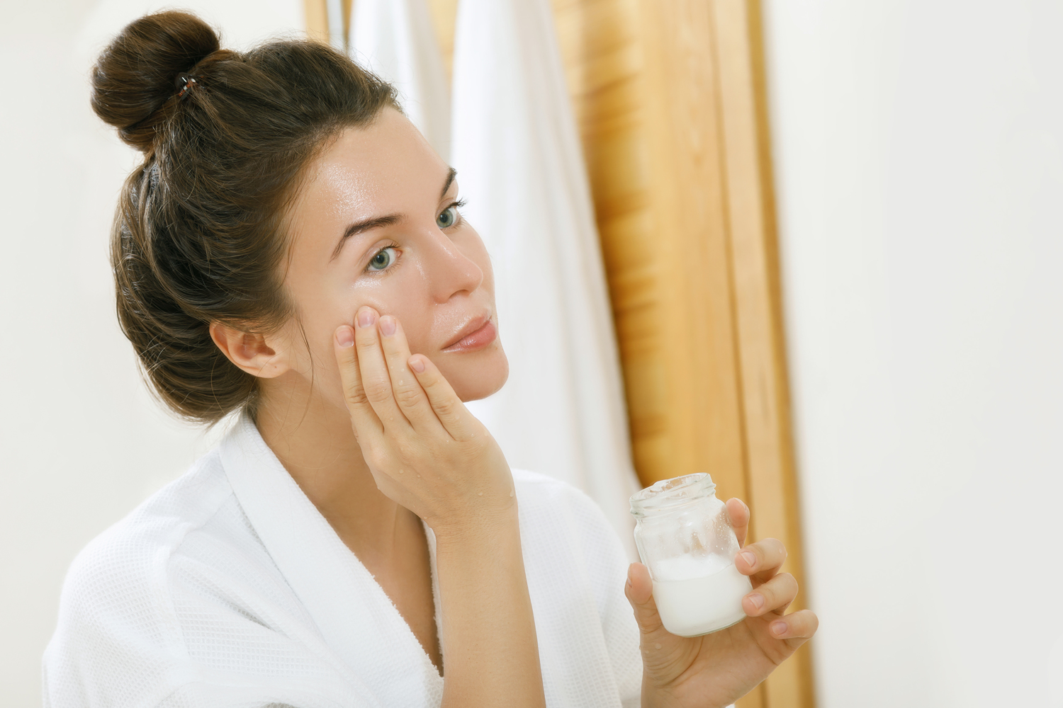 6 home remedies to get relief from dry skin